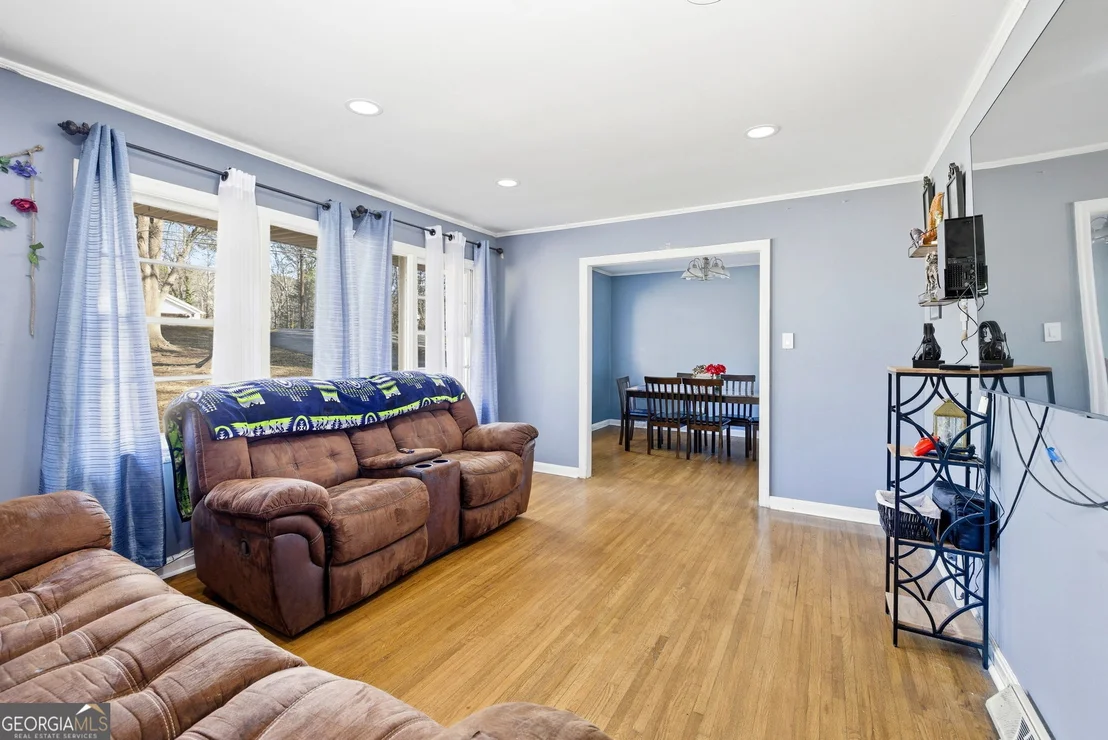 Photo of 27 Hilltop Lane