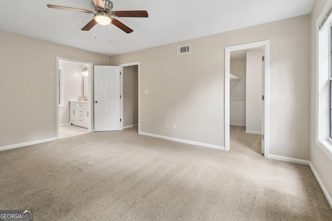 Photo of 385 Tyson Circle