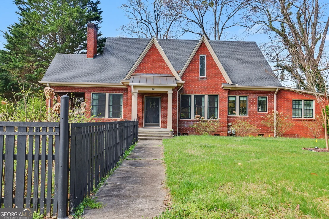 Photo of 33 Maple Street