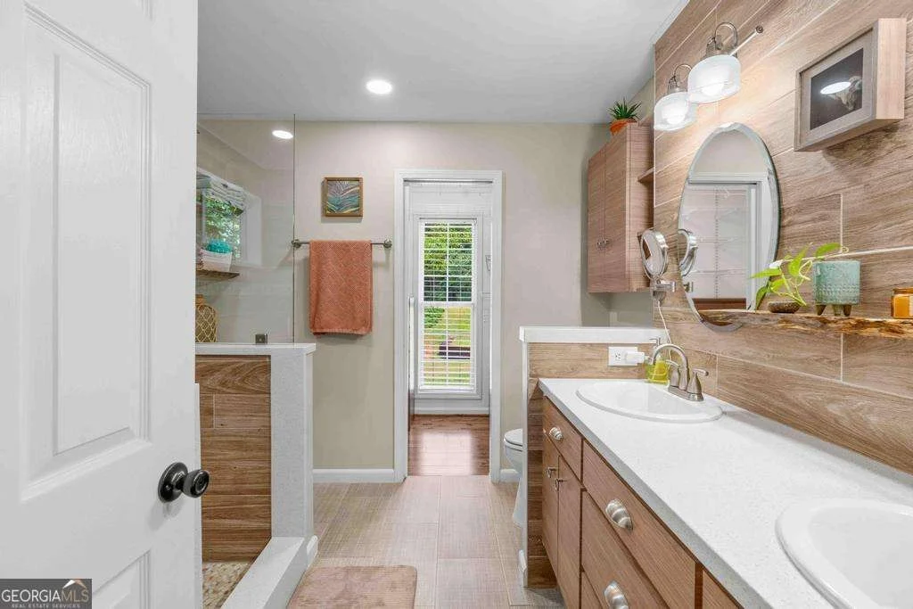 Photo of 340 Flowers Drive
