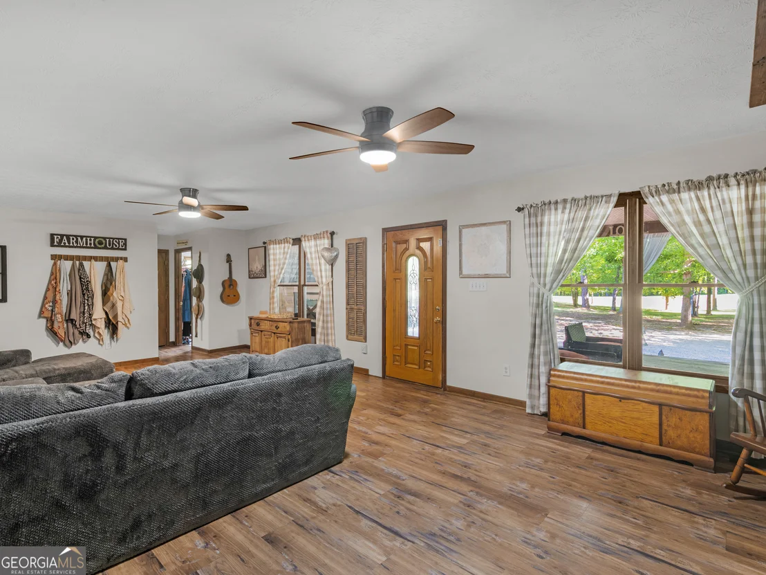 Photo of 1018 Grandview Road