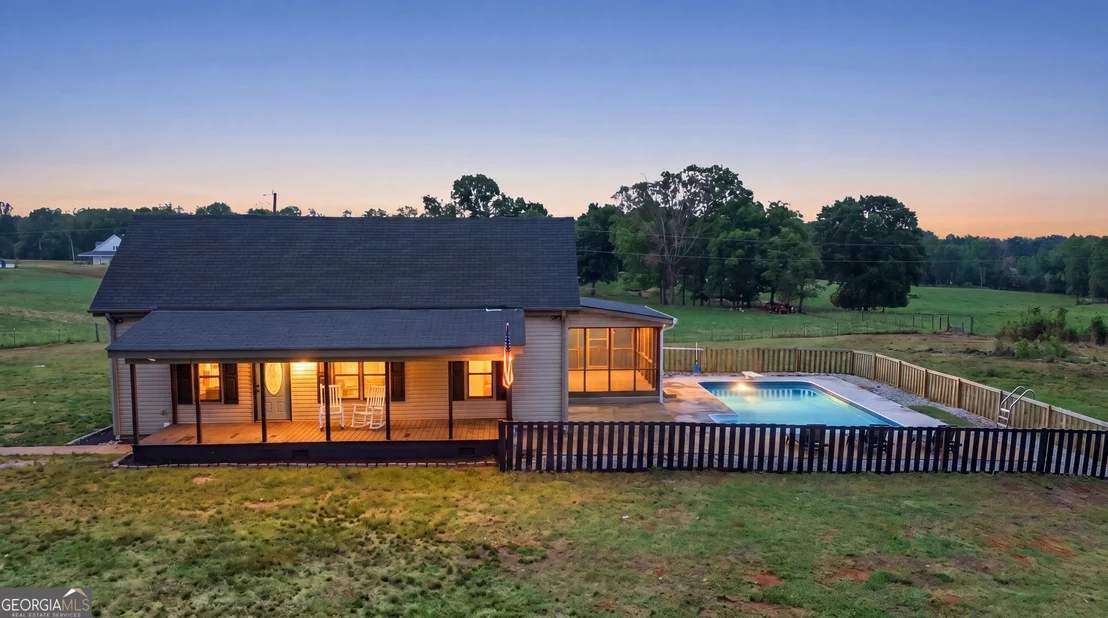 Photo of 5525 Sandy Cross Road
