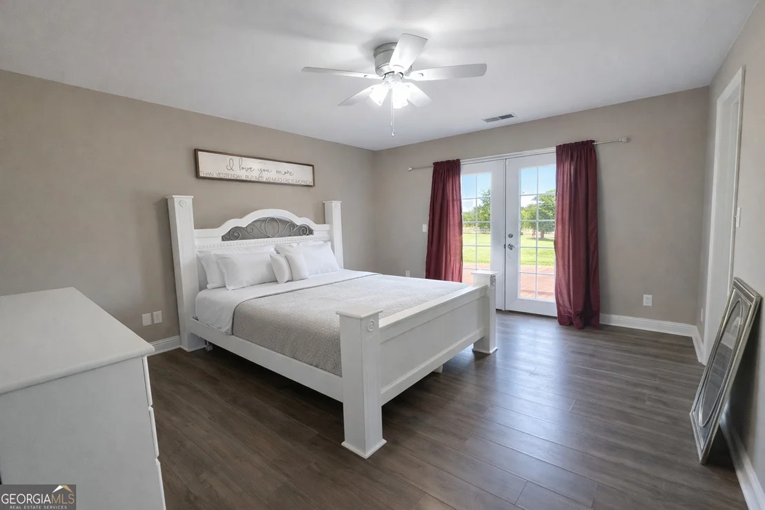 Photo of 5690 Drusilla Lane