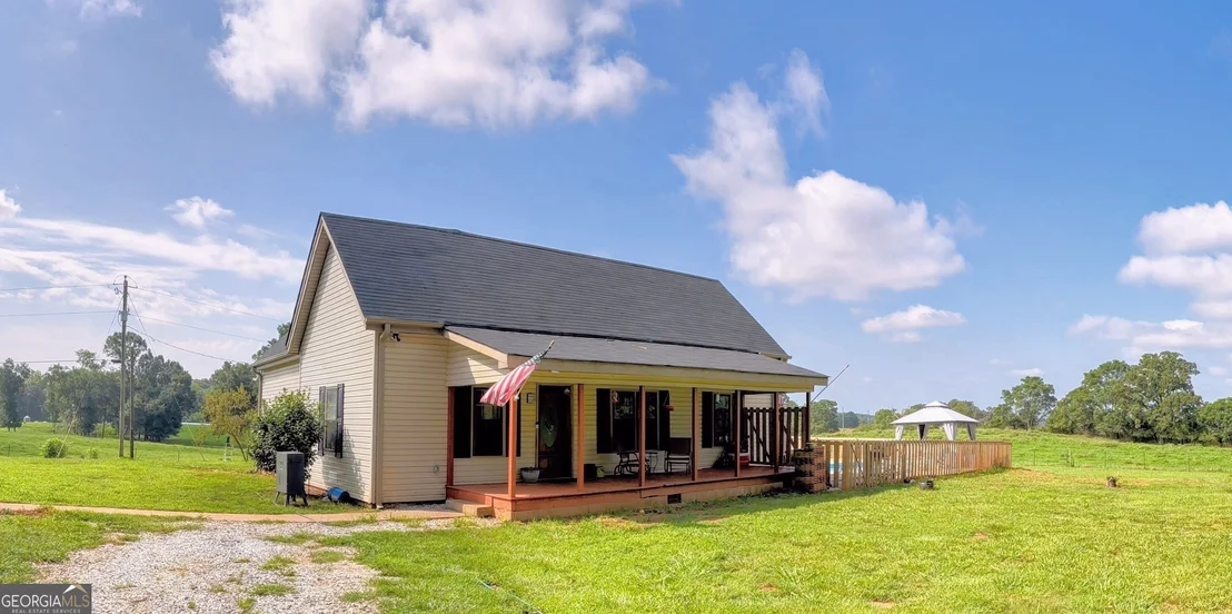 Photo of 5525 Sandy Cross Road