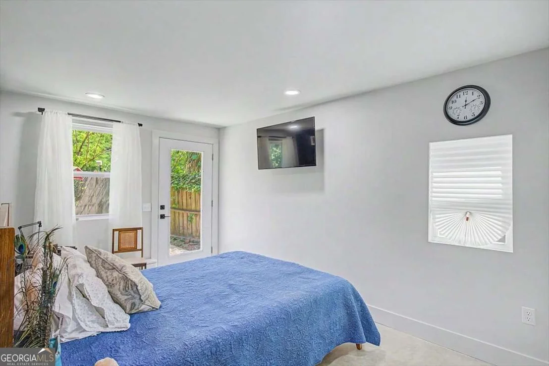 Photo of 210 Battery Way