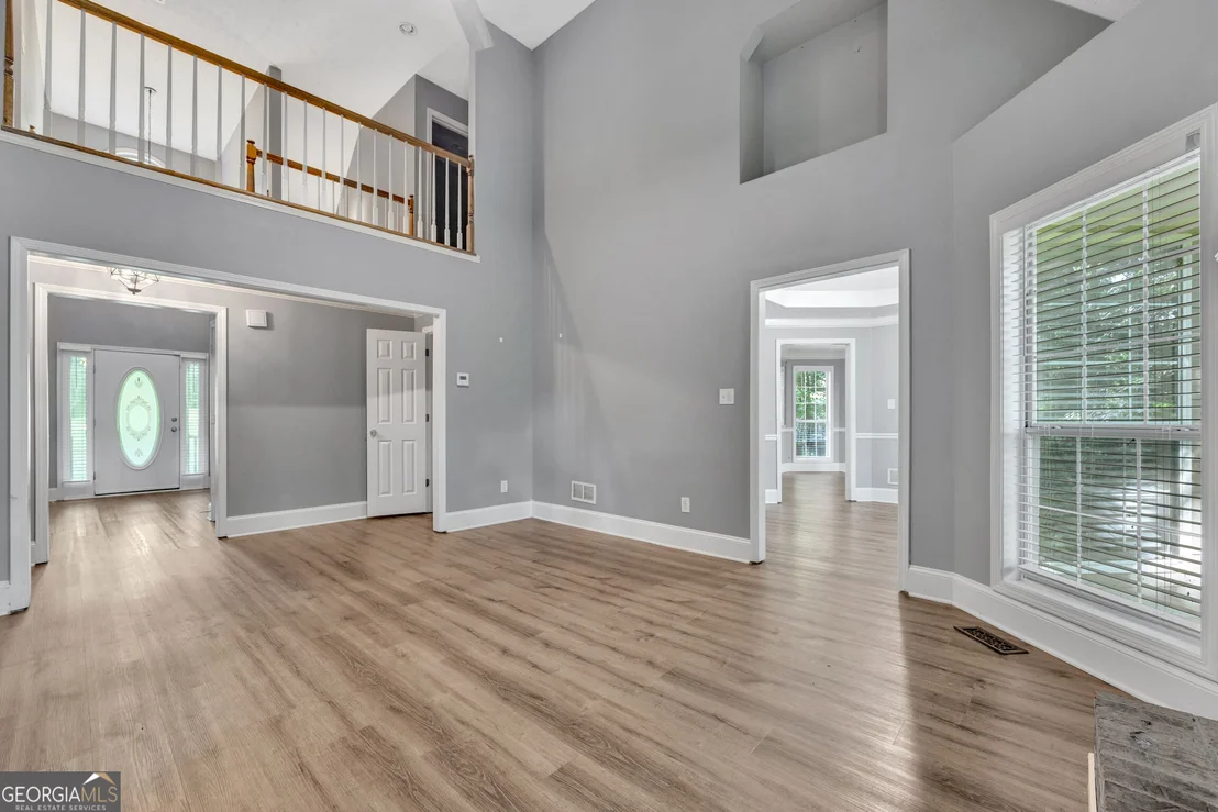 Photo of 1770 River Bluff Road