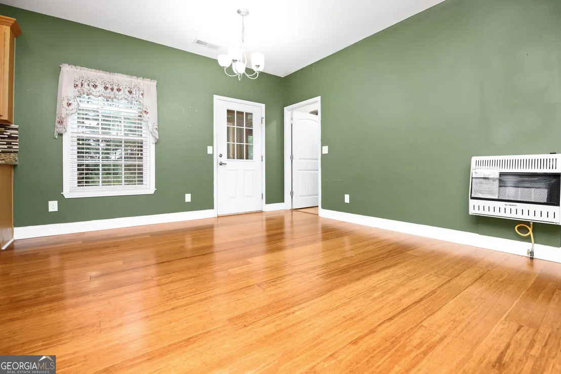 Photo of 1807 Oak Grove Road