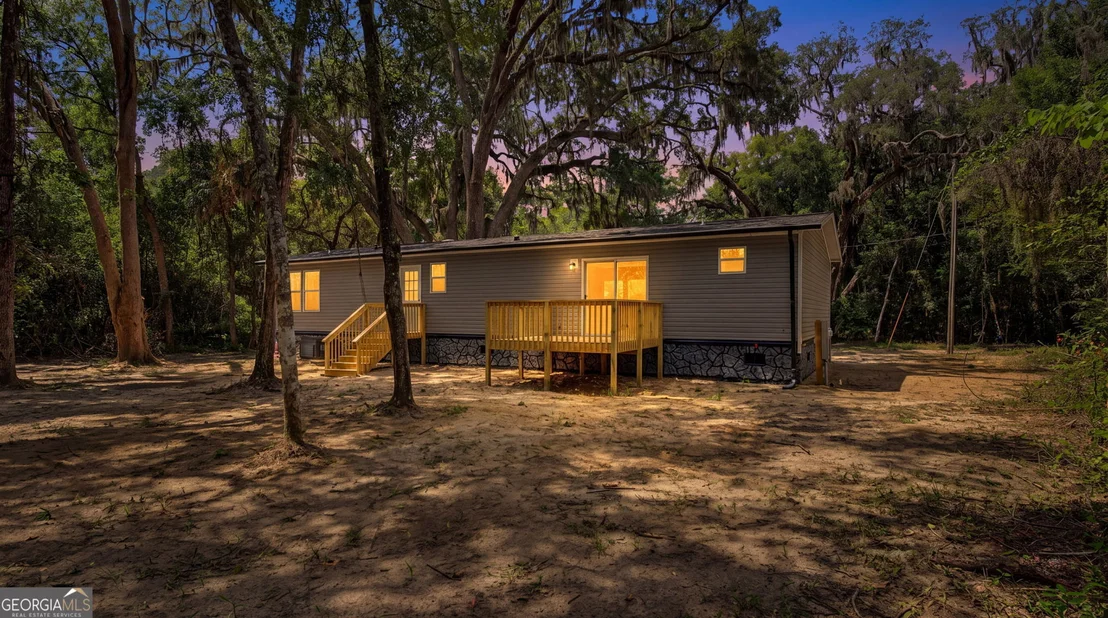 Photo of 1228 Hatcher Drive NE