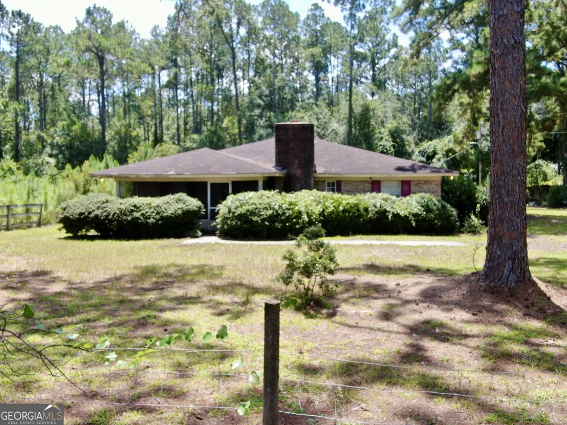 Photo of 6009 James Street
