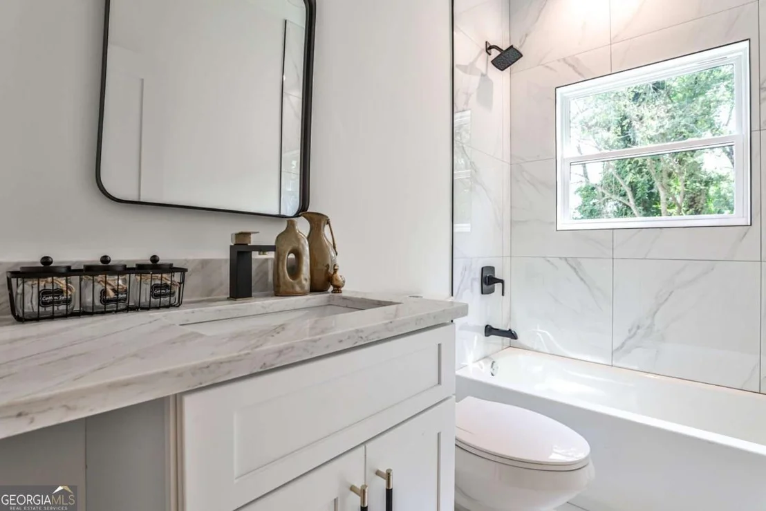 Photo of 1401 Rupert Road