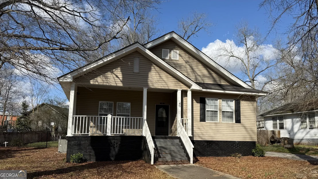 Photo of 40 Edgewood Avenue