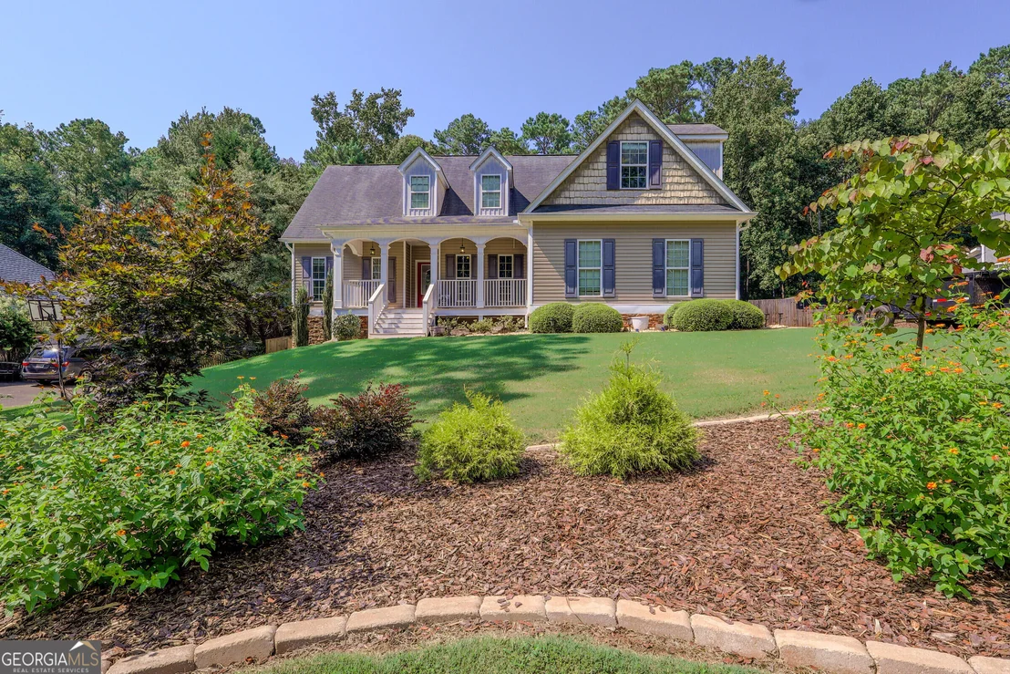 Photo of 100 Chapman Oak Drive