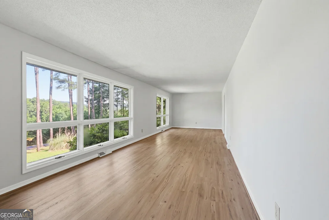 Photo of 33 Cherokee Hills Lane