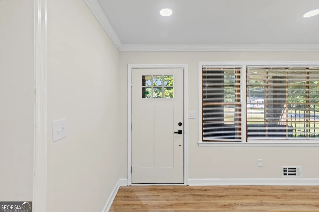 Photo of 2154 Silverdale Road