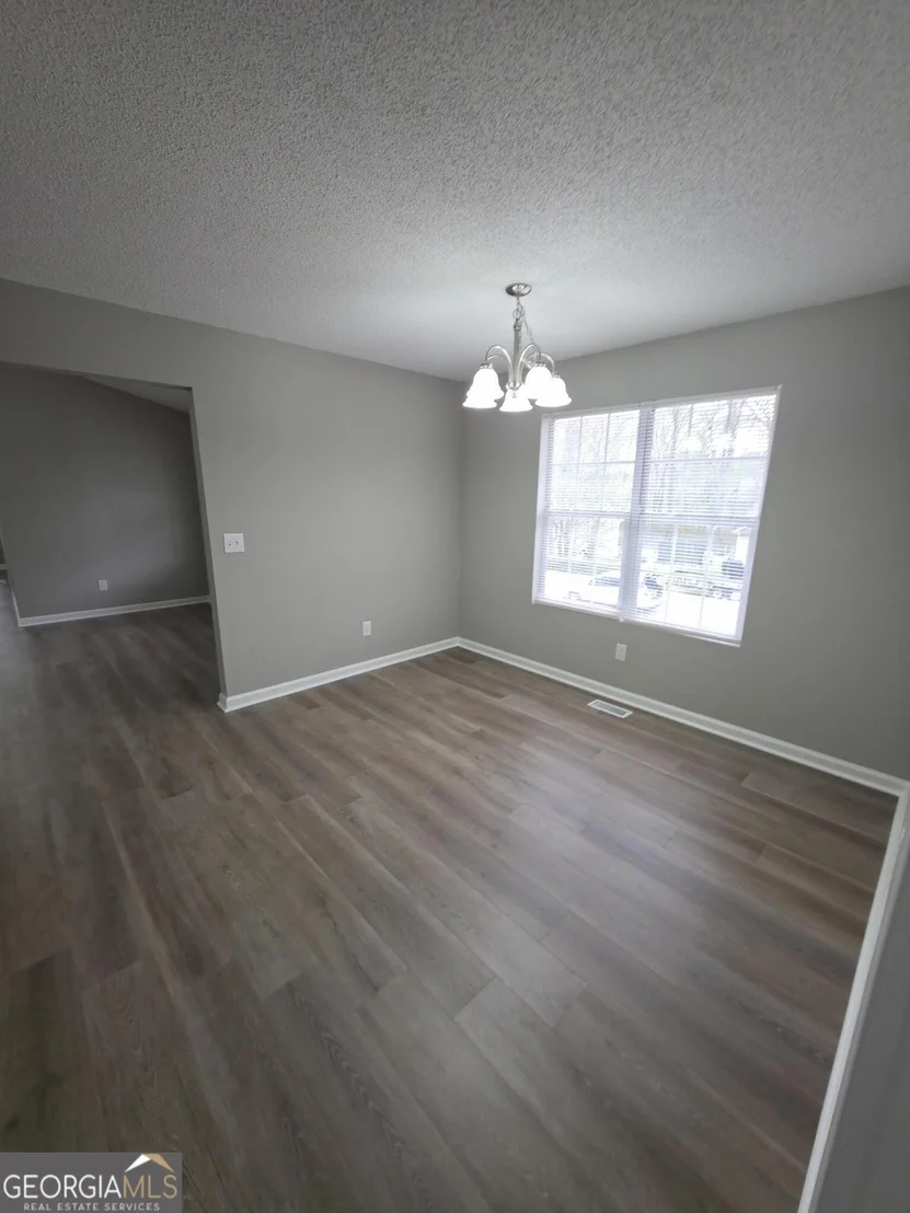 Photo of 274 Chesterton Drive