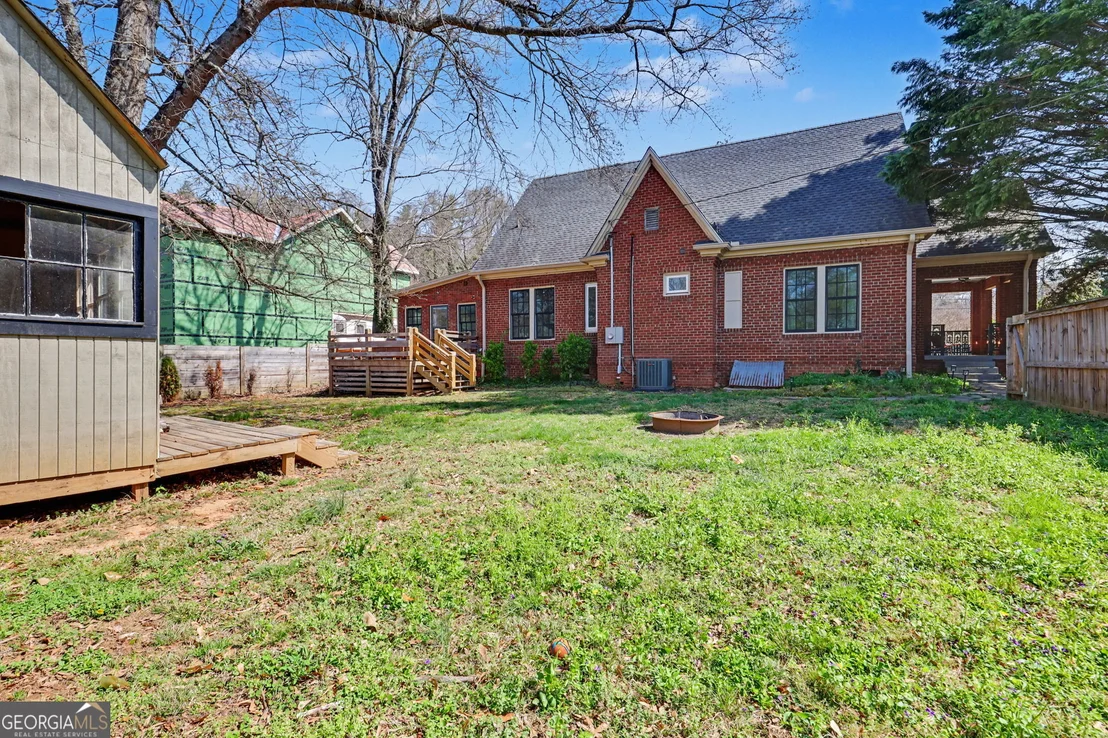 Photo of 33 Maple Street