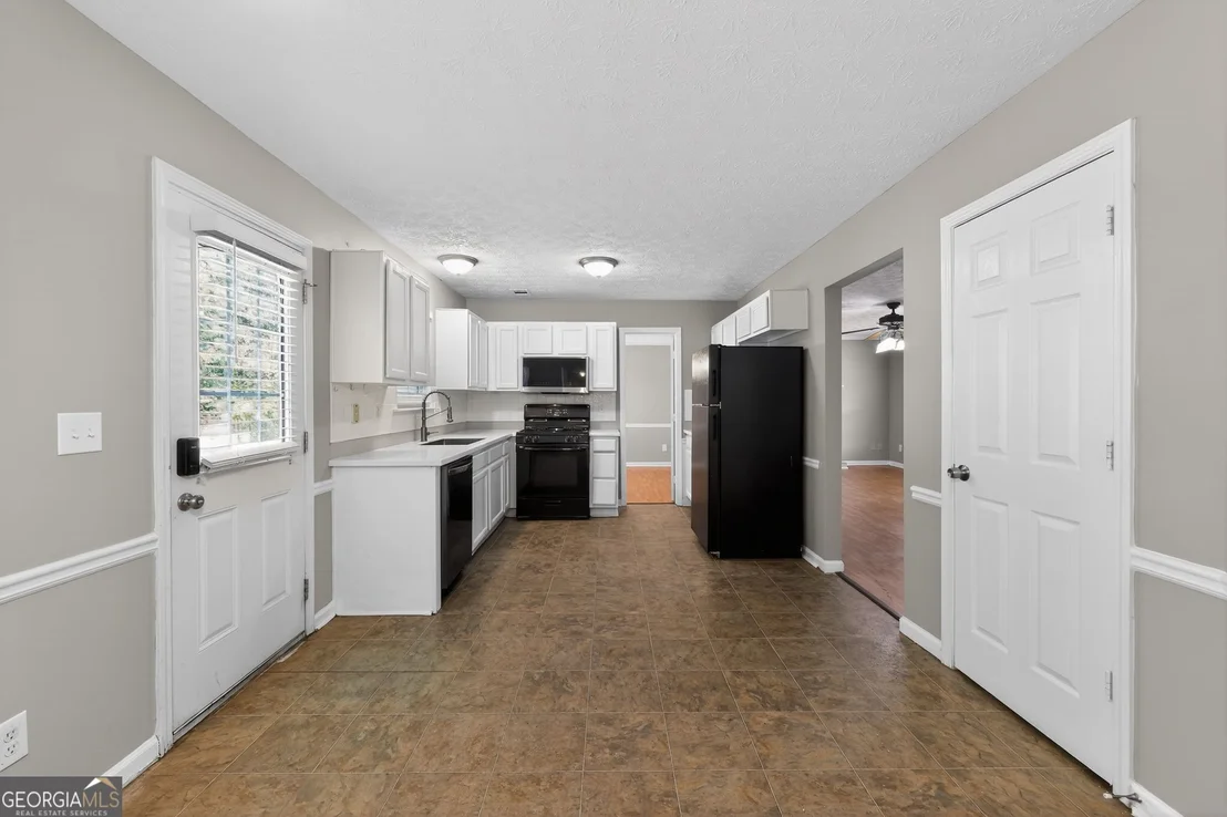 Photo of 402 Armor Drive