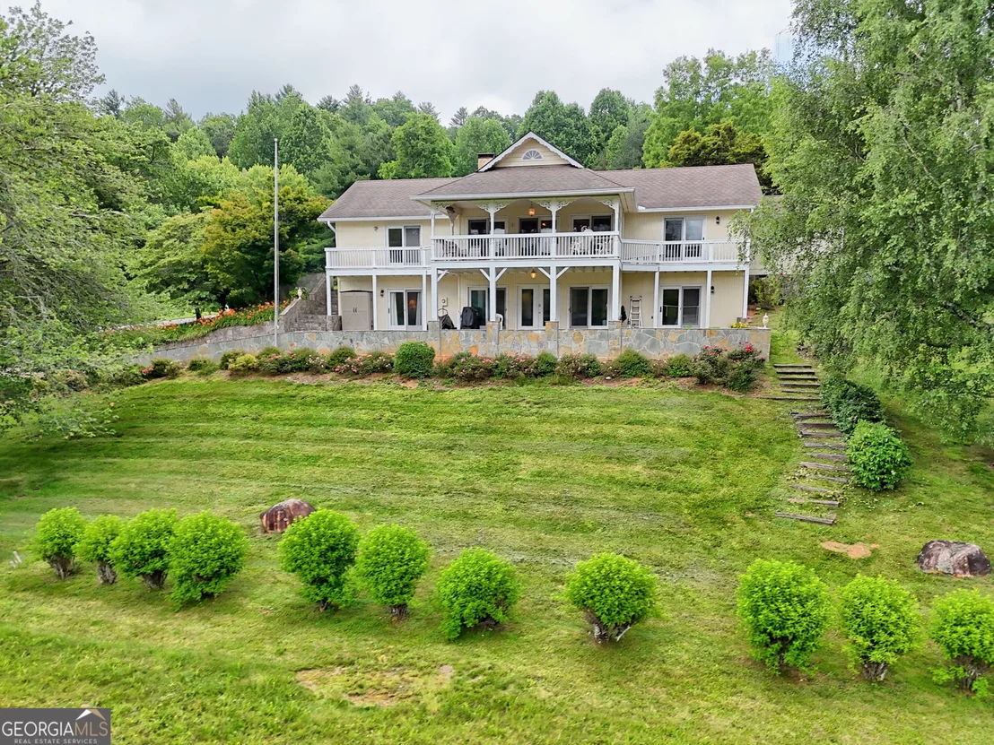 Photo of 70 Fairway Lane
