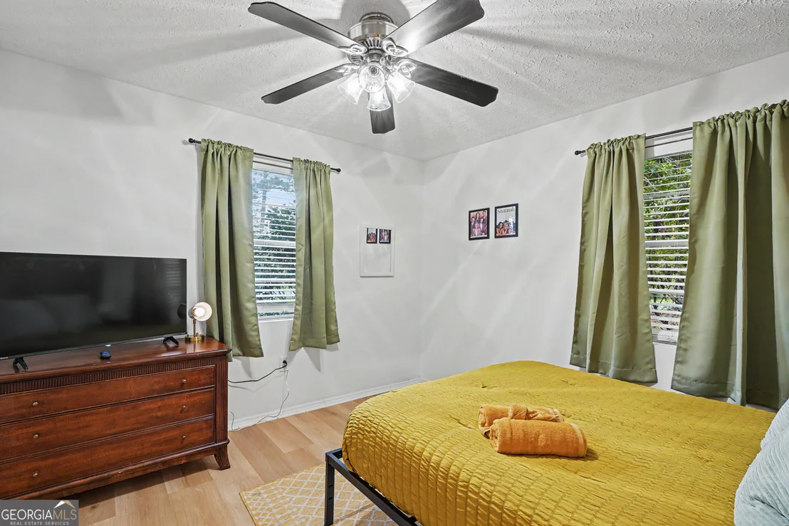 Photo of 200 Melrose Place