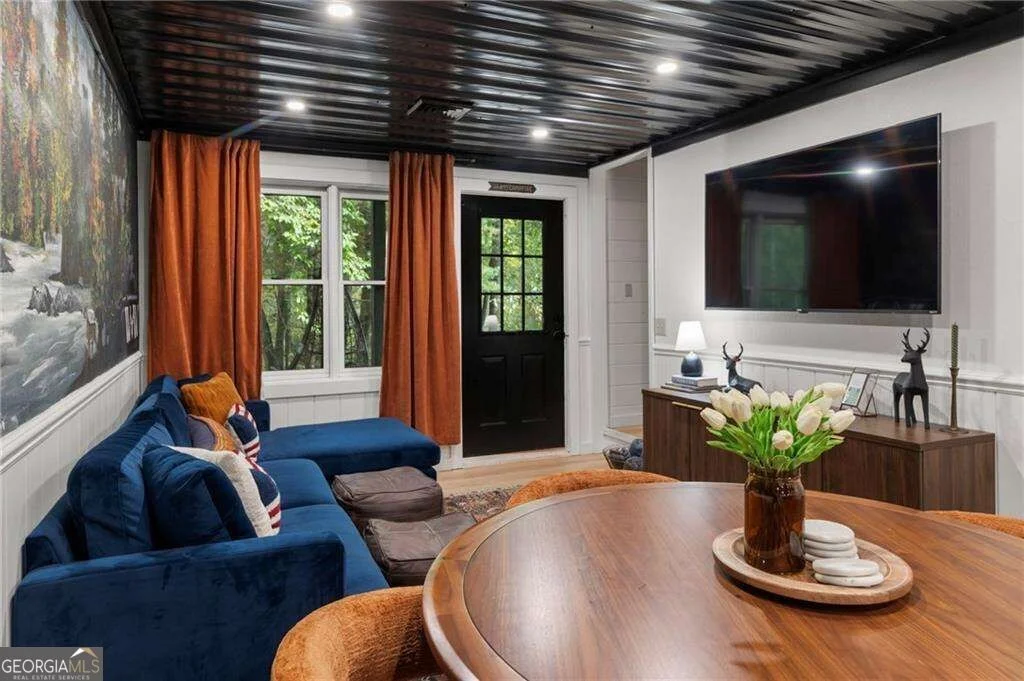 Photo of 120 Brookhaven Trail