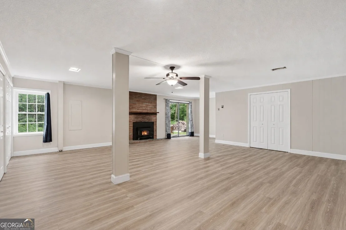 Photo of 128 Scott Circle