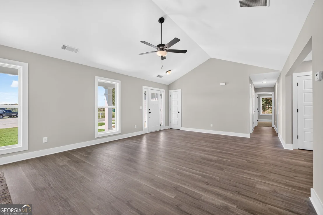 Photo of 468 Roper Road