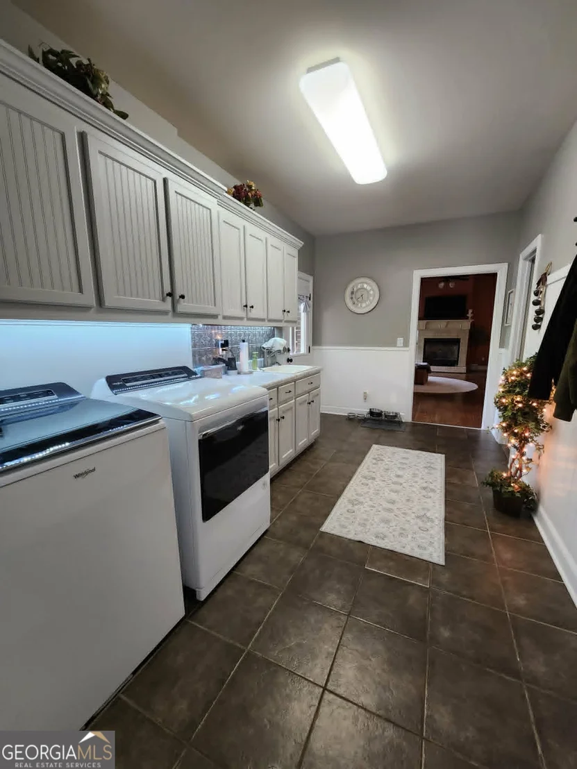 Photo of 300 Brook Road