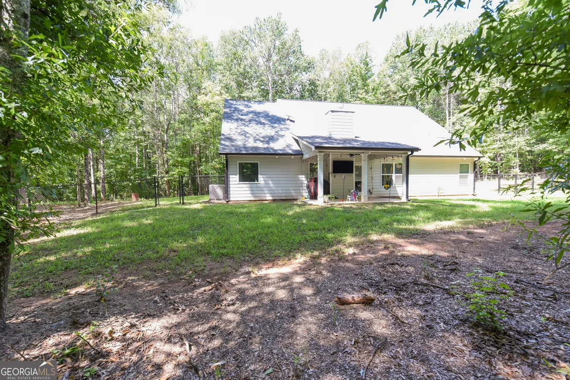 Photo of 4668 Gordon Road