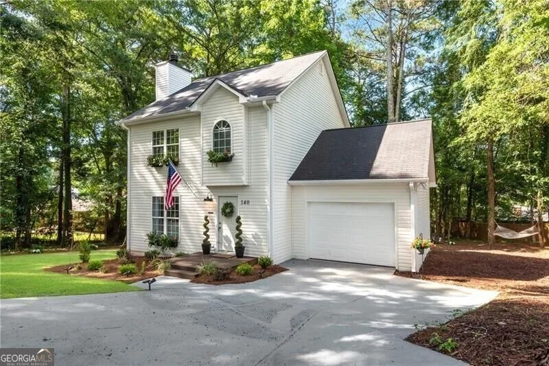 Photo of 140 Julia Ann Circle