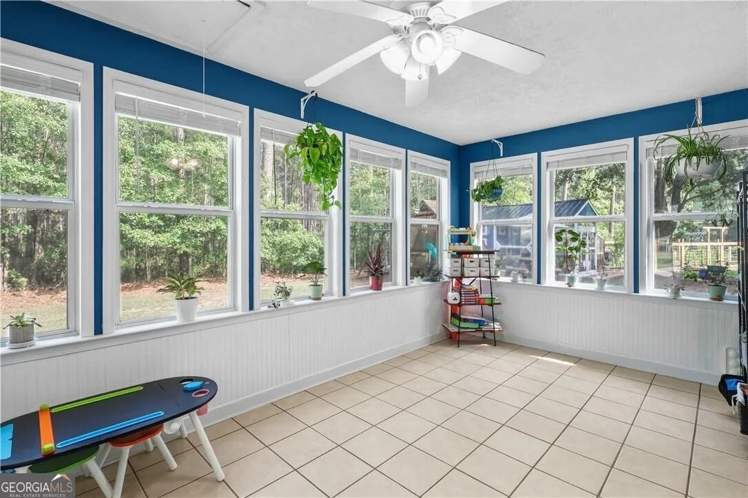 Photo of 3158 Midland Road