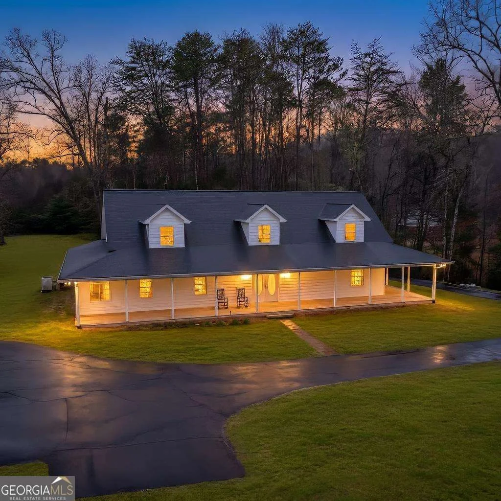 Photo of 221 Hunter Lane