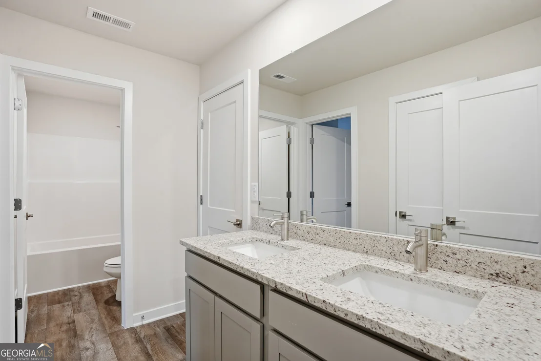 Photo of 237 Fern Dale Drive