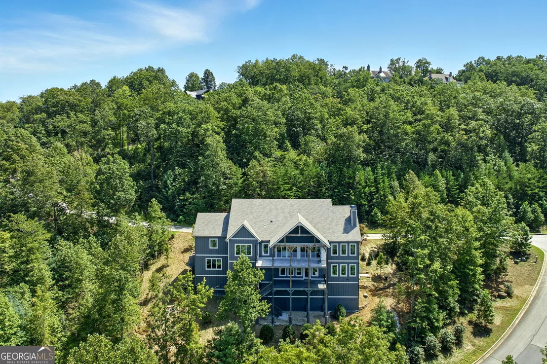 Photo of 608 Winterberry Drive