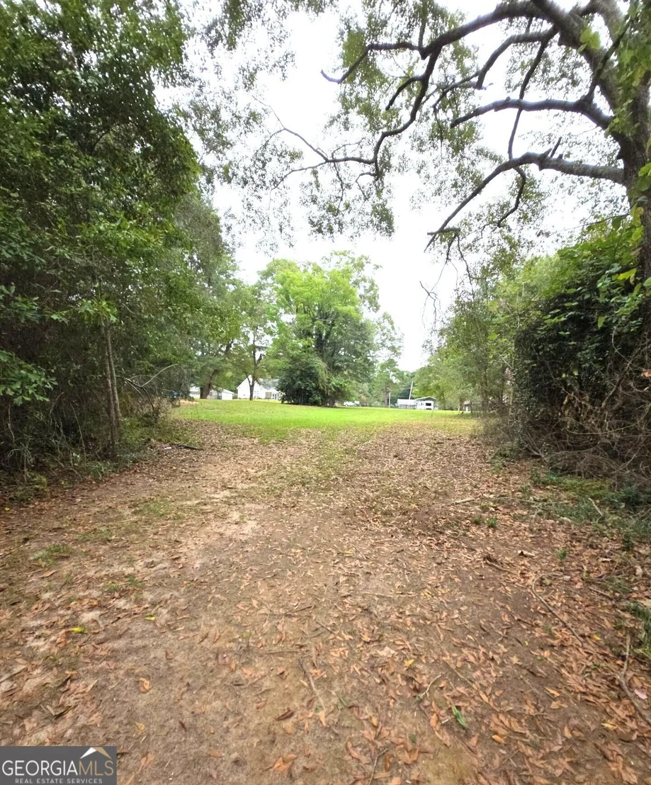 Photo of 319 Powell Drive