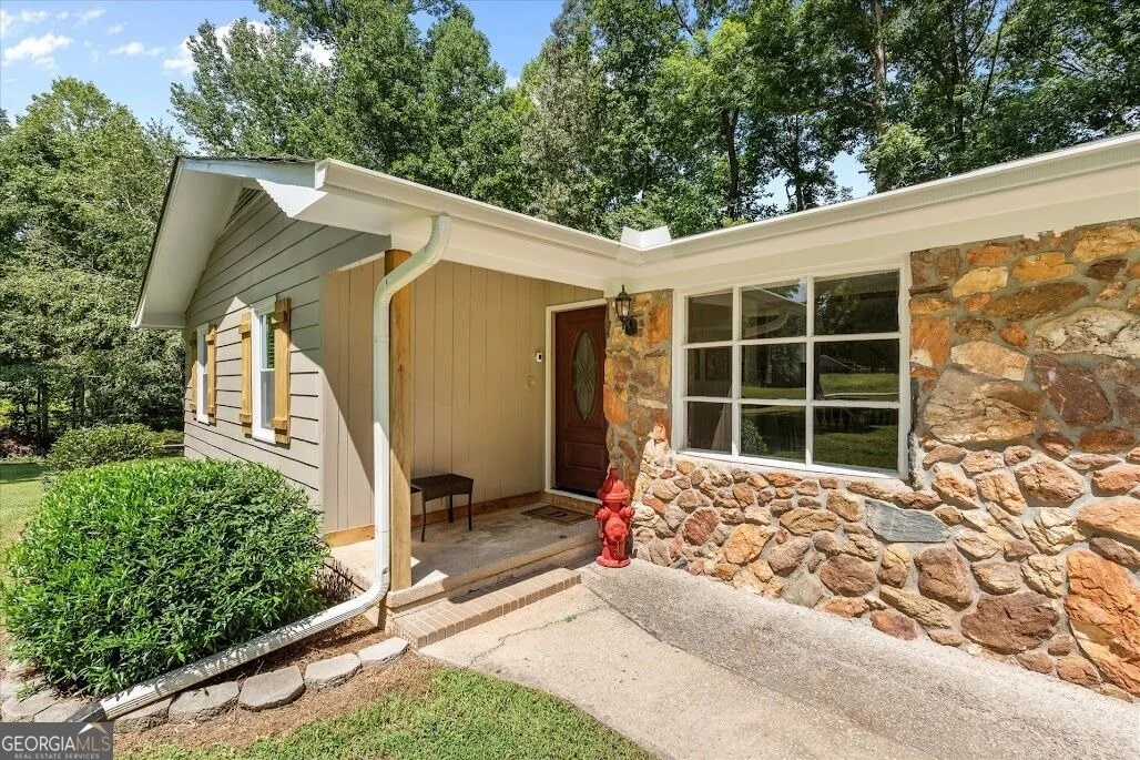 Photo of 215 Eldorado Drive