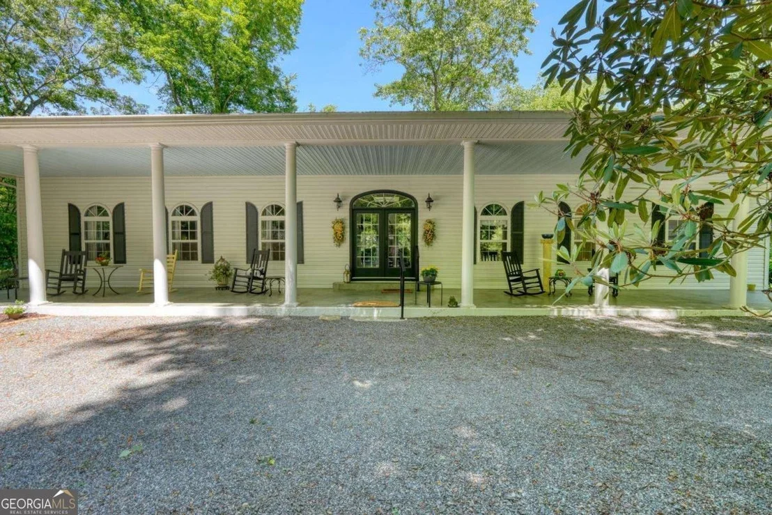 Photo of 198 Riverbend Drive