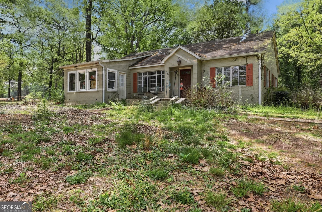 Photo of 642 Skyline Drive