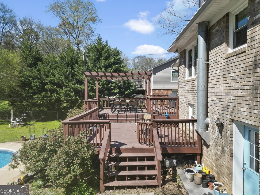 Photo of 122 Margo Trail SE