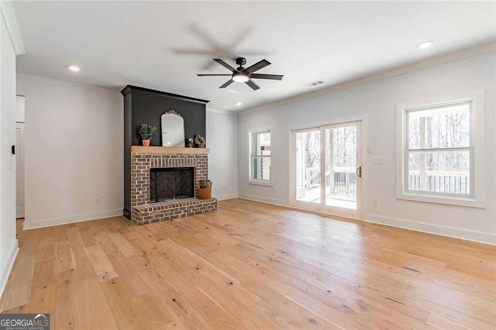 Photo of 5812 Swinging Gate Road