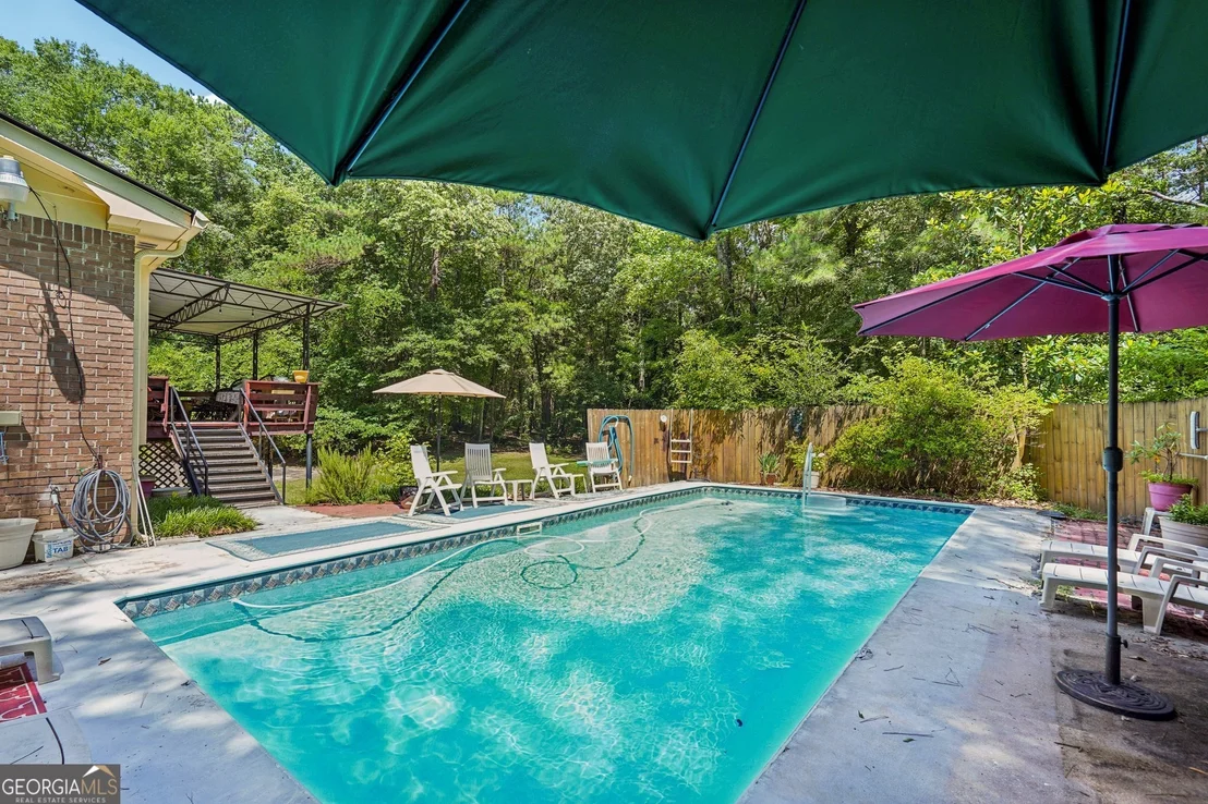 Photo of 8540 Ridge Road