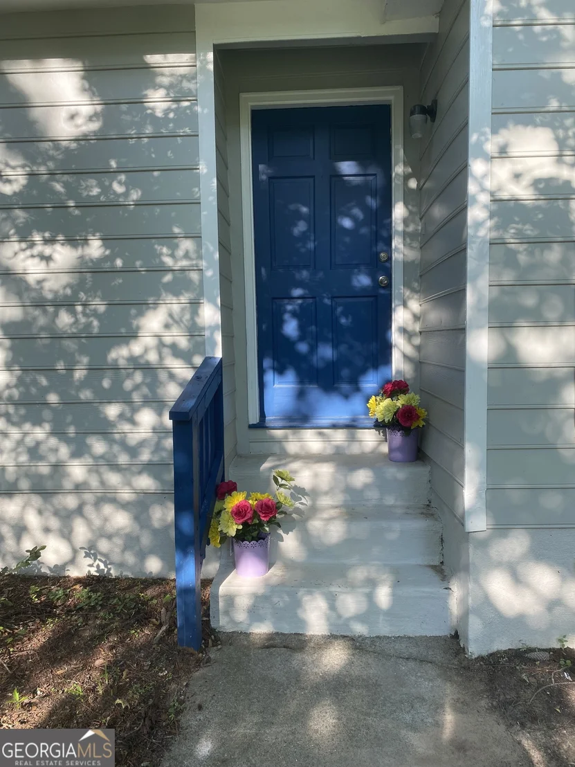 Photo of 260 Edgewater Drive