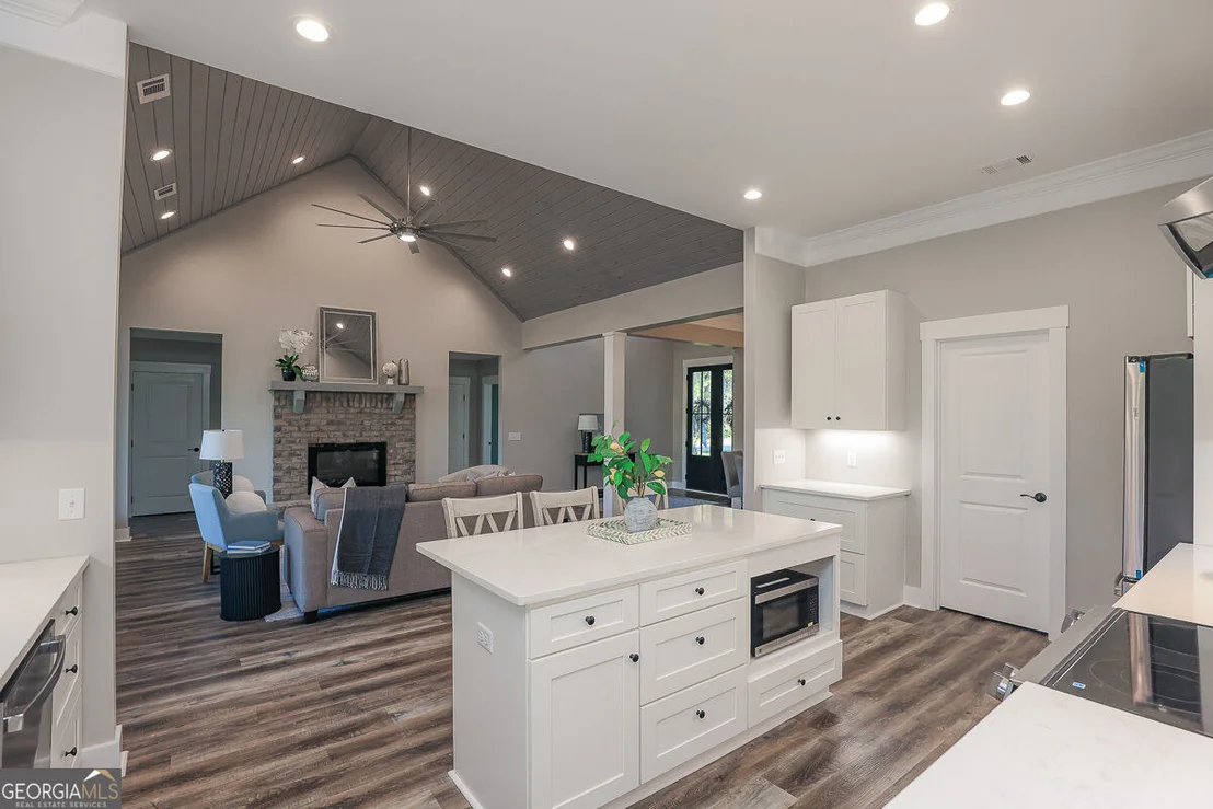 Photo of 1049 Mccall Road