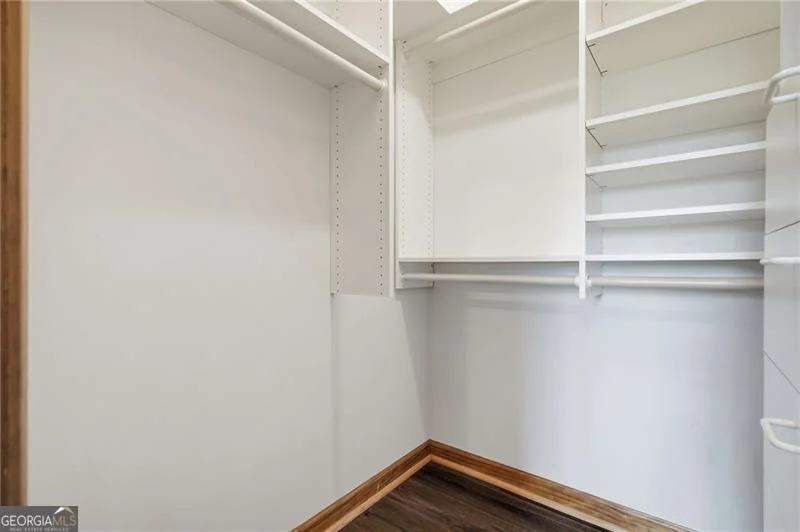 Photo of 861 Summit Drive