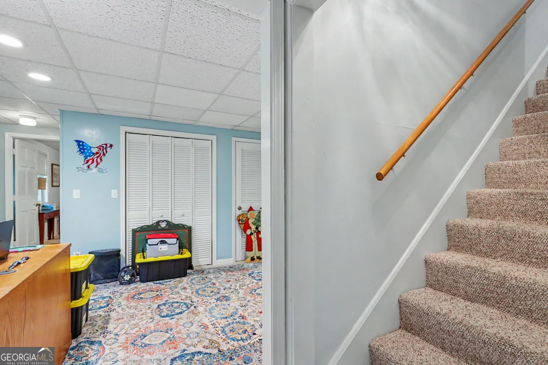 Photo of 854 Saddleback Circle