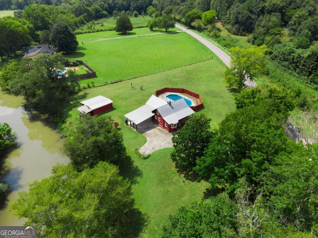 Photo of 2059 Cave Spring Road