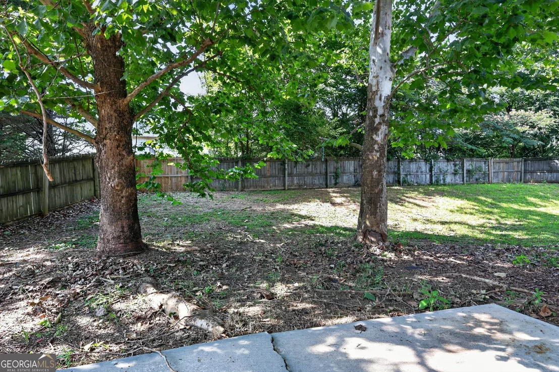 Photo of 2122 Silva Way