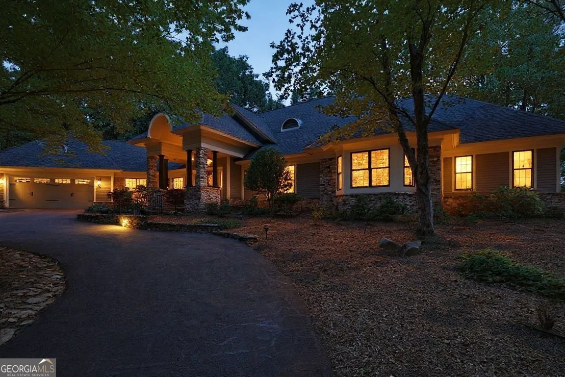 Photo of 560 Shetland Trace