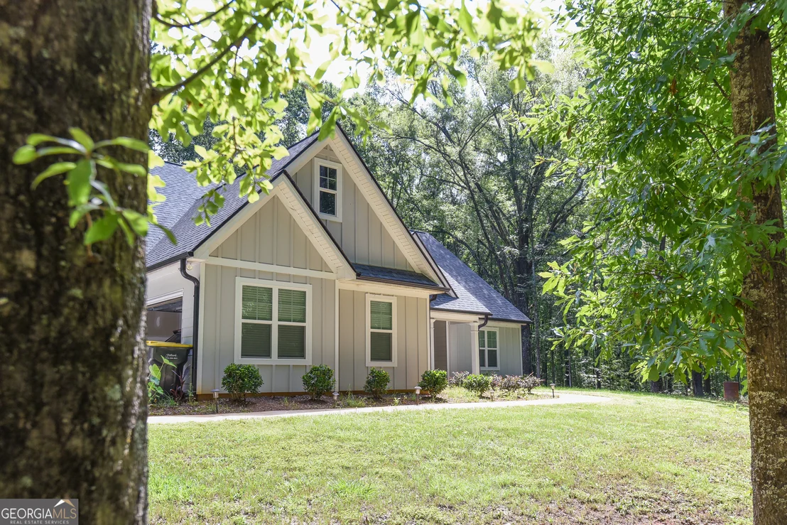 Photo of 4668 Gordon Road