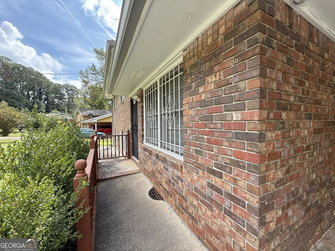 Photo of 5941 Pinecreek Road