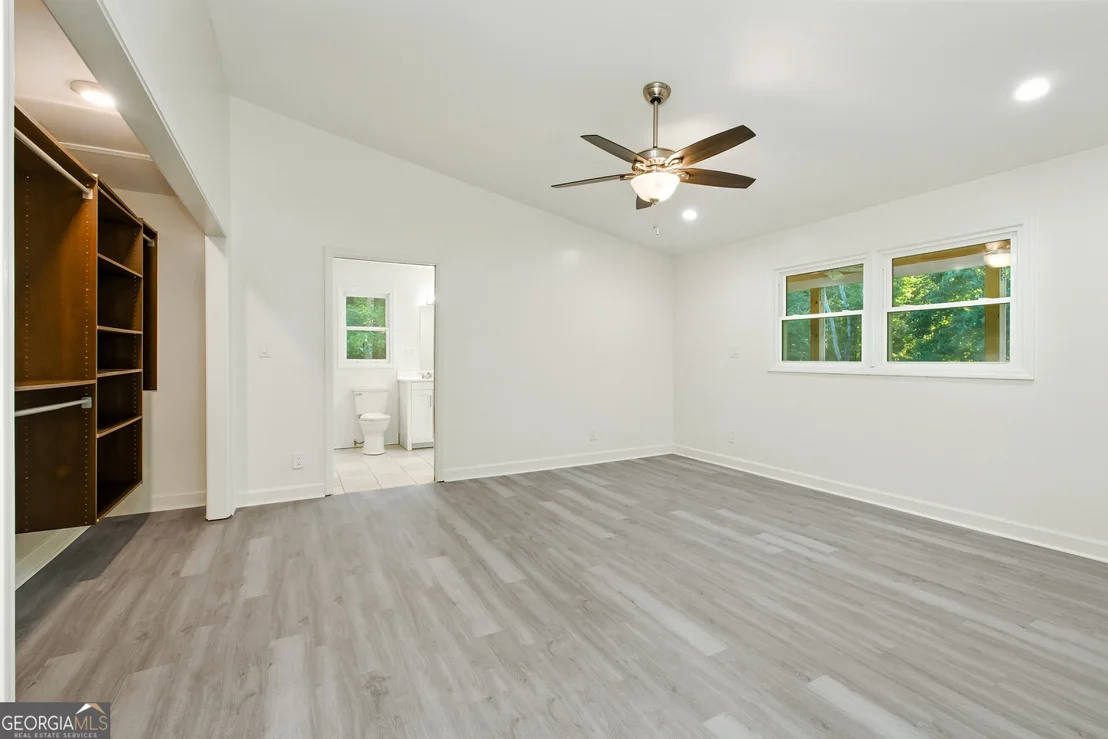 Photo of 3235 Clarks Bridge Road